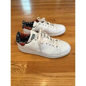 Adidas Stan Smith womens Sneakers Blooms with Stan Print